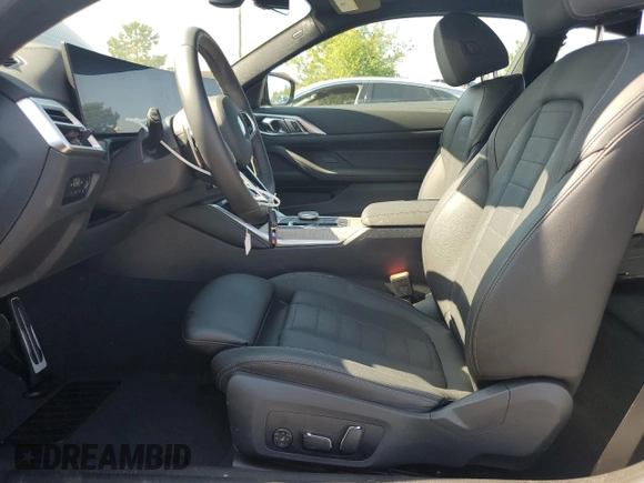 2025 BMW 4 Series 430i with VIN WBA43DA02SCT09580, listed as a Copart auction lot 61768505 with 3,051 mi miles and Salvage title. Bid and sale history available at DreamBid. Image 7.