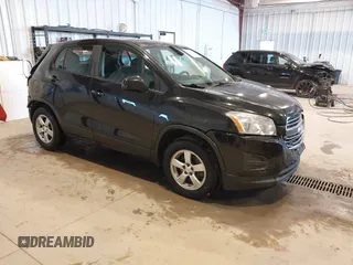 2015 Chevrolet Trax LS with VIN KL7CJPSB2FB094863, listed as a IAAI auction lot 41643953 with 118,456 mi miles. Bid and sale history available at carsss.com. Image 1.