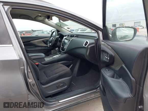 2017 Nissan Murano S with VIN 5N1AZ2MG2HN117540, listed as a IAAI auction lot 41174411 with 168,831 mi miles and . Bid and sale history available at DreamBid. Image 5.