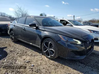 2023 Nissan Altima 2.5 SR with VIN 1N4BL4CW1PN373090, listed as a Copart auction lot 46724545 with 25,438 mi miles and Salvage Title. Bid and sale history available at carsss.com. Image 4.