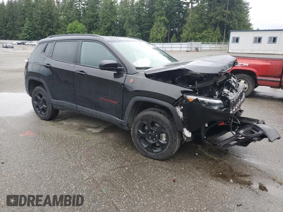 2023 Jeep Compass Trailhawk z VIN 3C4NJDDN9PT501952, wystawiony jako Copart lot #58842985 z przebiegiem Nie podano mil oraz Szkoda całkowita • Salvage title. Historia ofert i sprzedaży dostępna na DreamBid. Obrazek 4.