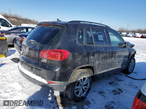 2017 Volkswagen Tiguan S with VIN WVGBV7AX2HW511907, listed as a Copart auction lot 50252355 with 207,662 mi miles and Clean Title. Bid and sale history available at DreamBid. Image 3.