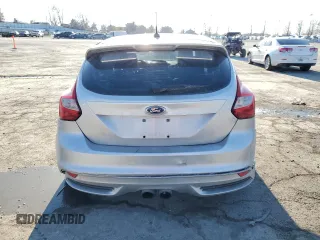 2014 Ford Focus ST with VIN 1FADP3L91EL399487, listed as a Copart auction lot 42525115 with 115,352 mi miles and Salvage Title. Bid and sale history available at carsss.com. Image 6.