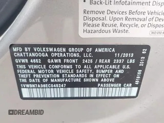 2014 Volkswagen Passat SE с VIN 1VWBN7A36EC045247, выставлен на аукционе IAAI как лот 42295047 с пробегом 118 431 миль миль и . История ставок и продаж доступна на DreamBid. Изображение 9.