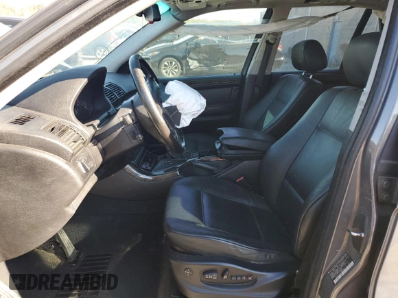 2006 BMW X5 3.0i with VIN 5UXFA13546LY32628, listed as a Copart auction lot 76489804 with 272,051 mi miles and Salvage Title. Bid and sale history available at carsss.com. Image 7.