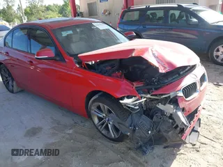2016 BMW 3 Series 328i z VIN WBA8E9G56GNT86413, wystawiony jako IAAI lot #42067044 z przebiegiem 117 506 mil mil oraz . Historia ofert i sprzedaży dostępna na DreamBid. Obrazek 1.