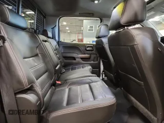 2018 GMC Sierra 1500 Denali z VIN 3GTU2PEJ2JG587157, wystawiony jako Copart lot #58516315 z przebiegiem 88 855 mil mil oraz Szkoda całkowita • Salvage title. Historia ofert i sprzedaży dostępna na DreamBid. Obrazek 10.