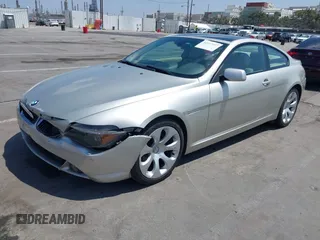 2004 BMW 6 Series 645Ci z VIN WBAEH73414B215075, wystawiony jako IAAI lot #42217507 z przebiegiem 213 360 mil mil oraz . Historia ofert i sprzedaży dostępna na DreamBid. Obrazek 2.