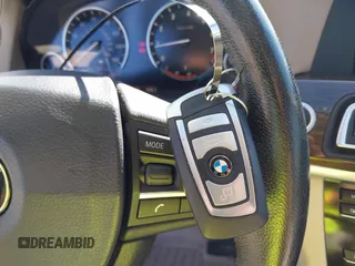 2010 BMW 7 Series 750i xDrive z VIN WBAKC6C50ACL67892, wystawiony jako IAAI lot #42275789 z przebiegiem 168 245 mil mil oraz . Historia ofert i sprzedaży dostępna na DreamBid. Obrazek 11.