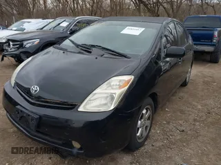 2005 Toyota Prius with VIN JTDKB20U153120011, listed as a IAAI auction lot 41855417 with 231,838 mi miles. Bid and sale history available at carsss.com. Image 2.