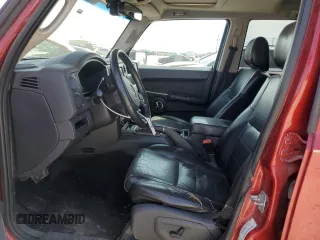 2010 Jeep Commander Sport z VIN 1J4RG4GK0AC156826, wystawiony jako Copart lot #50707345 z przebiegiem 213 694 mil mil oraz Szkoda całkowita • Salvage title. Historia ofert i sprzedaży dostępna na DreamBid. Obrazek 7.