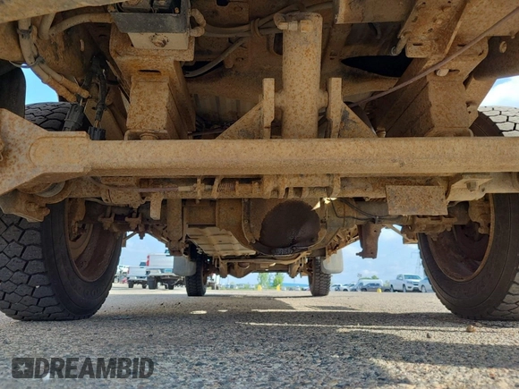 2011 Ford F-350 Platinum с VIN 1FT7W3B60BEB77928, выставлен на аукционе IAAI как лот 42626946 с пробегом 429 347 миль миль и . История ставок и продаж доступна на DreamBid. Изображение 9.