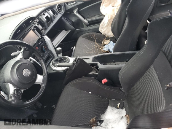 2017 Toyota 86 with VIN JF1ZNAA14H8700158, listed as a Copart auction lot 84052724 with 0 mi miles and Non Repairable. Bid and sale history available at carsss.com. Image 8.
