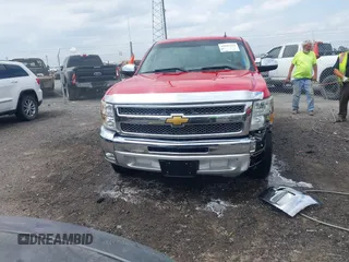 2012 Chevrolet Silverado 1500 LT with VIN 1GCRCSE09CZ131494, listed as a IAAI auction lot 42043422 with 124,162 mi miles. Bid and sale history available at carsss.com. Image 13.