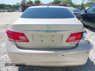 2011 Lexus ES with VIN JTHBK1EG5B2462123, listed as a IAAI auction lot 42031450 with 135,652 mi miles. Bid and sale history available at carsss.com. Image 16.