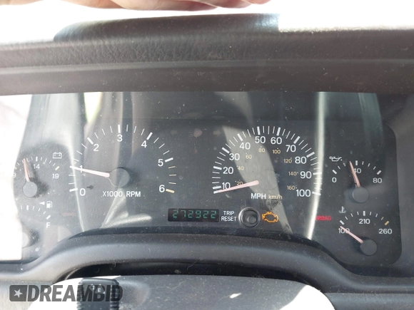 2000 Jeep Cherokee z VIN 1J4FF48S7YL129654, wystawiony jako IAAI lot #42201026 z przebiegiem 272 922 mil mil oraz . Historia ofert i sprzedaży dostępna na DreamBid. Obrazek 7.