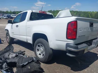 2021 Chevrolet Colorado 2WD Work Truck z VIN 1GCHSBEA3M1101138, wystawiony jako IAAI lot #41979978 z przebiegiem 81 657 mil mil oraz . Historia ofert i sprzedaży dostępna na DreamBid. Obrazek 3.