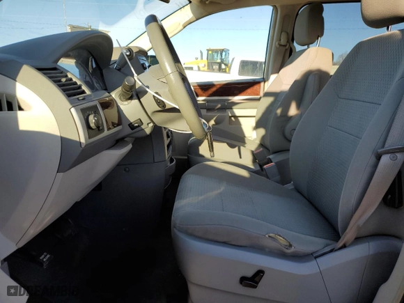 2010 Chrysler Town & Country Touring with VIN 2A4RR5D12AR451235, listed as a Copart auction lot 49587445 with 252,999 mi miles and Salvage Title. Bid and sale history available at carsss.com. Image 7.