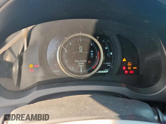 2014 Lexus IS 250 with VIN JTHBF1D22E5017853, listed as a Copart auction lot 61137905 with 142,003 mi miles and Salvage title. Bid and sale history available at DreamBid. Image 9.