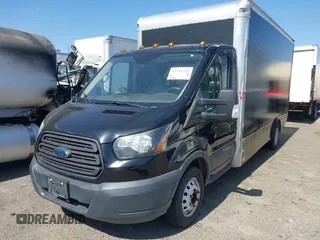 2017 Ford Transit z VIN 1FDBF9ZM9HKB18836, wystawiony jako IAAI lot #42311325 z przebiegiem 172 466 mil mil oraz . Historia ofert i sprzedaży dostępna na DreamBid. Obrazek 17.