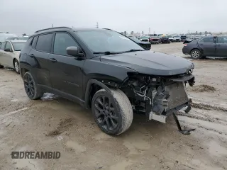 2021 Jeep Compass 80th Anniversary with VIN 3C4NJCEB2MT602339, listed as a Copart auction lot 43230625 with 70,166 mi miles and Salvage Title. Bid and sale history available at carsss.com. Image 4.