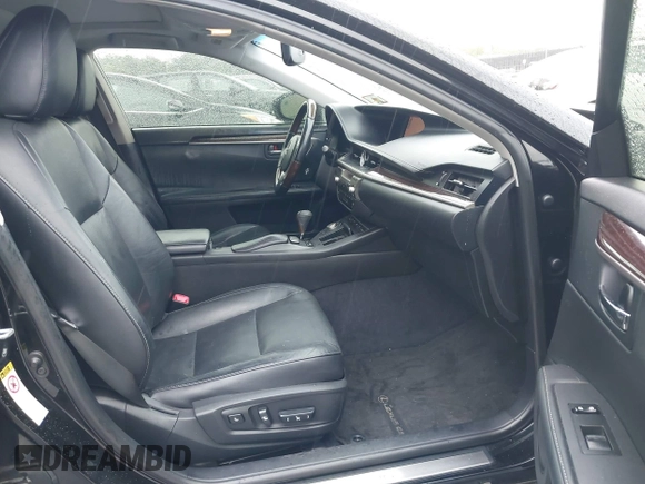 2013 Lexus ES 250 с VIN JTHBK1GG3D2005004, выставлен на аукционе IAAI как лот 42277396 с пробегом 157 846 миль миль и . История ставок и продаж доступна на DreamBid. Изображение 5.