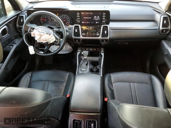 2021 Kia Sorento S with VIN 5XYRL4LC8MG008424, listed as a Copart auction lot 82995834 with 90,992 mi miles and Salvage Title. Bid and sale history available at carsss.com. Image 8.