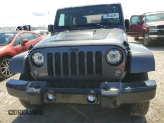 2017 Jeep Wrangler Unlimited Sahara z VIN 1C4BJWEG3HL674913, wystawiony jako Copart lot #73943574 z przebiegiem 46 793 mil mil oraz Szkoda całkowita • Salvage title. Historia ofert i sprzedaży dostępna na DreamBid. Obrazek 5.