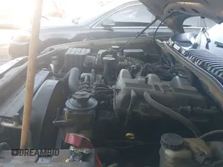 2005 Ford Explorer XLT with VIN 1FMZU63K35UA40466, listed as a IAAI auction lot 43252678 with 133,282 mi miles and . Bid and sale history available at DreamBid. Image 13.