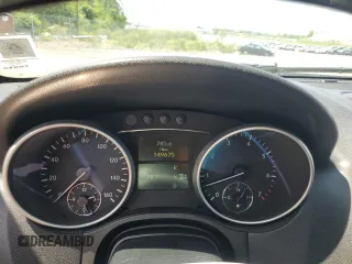 2010 Mercedes-Benz M 350 z VIN 4JGBB8GB5AA573797, wystawiony jako Copart lot #58290885 z przebiegiem 149 675 mil mil oraz Czysty tytuł • Clean title. Historia ofert i sprzedaży dostępna na DreamBid. Obrazek 9.