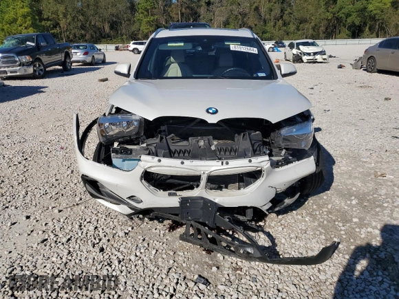 2022 BMW X1 sDrive28i with VIN WBXJG7C07N5V29446, listed as a Copart auction lot 81912684 with 46,234 mi miles and Salvage Title. Bid and sale history available at carsss.com. Image 5.