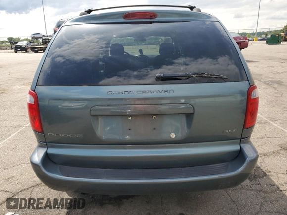 2007 Dodge Grand Caravan SXT z VIN 2D4GP44L47R117721, wystawiony jako Copart lot #58511195 z przebiegiem 115 850 mil mil oraz Szkoda całkowita • Salvage title. Historia ofert i sprzedaży dostępna na DreamBid. Obrazek 6.