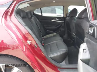 2020 Nissan Maxima SV with VIN 1N4AA6CV3LC386062, listed as a IAAI auction lot 42132959 with 40,098 mi miles and . Bid and sale history available at DreamBid. Image 8.