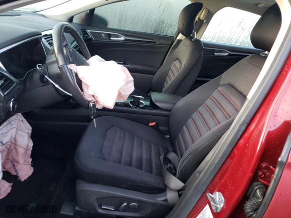 2014 Ford Fusion SE with VIN 1FA6P0HDXE5385922, listed as a Copart auction lot 84844034 with 0 mi miles and Non Repairable. Bid and sale history available at carsss.com. Image 7.