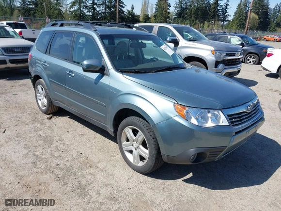 2009 Subaru Forester (Natl) X w/Premium Pkg with VIN JF2SH63649H731132, listed as a IAAI auction lot 42025359 with 124,374 mi miles. Bid and sale history available at carsss.com. Image 1.
