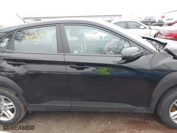 2021 Hyundai Kona SE with VIN KM8K1CAA3MU663328, listed as a IAAI auction lot 40859258 with 80,566 mi miles. Bid and sale history available at carsss.com. Image 13.