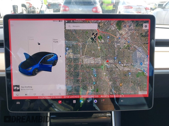 2018 Tesla Model 3 Long Range Battery z VIN 5YJ3E1EA4JF078080, wystawiony jako IAAI lot #41688015 z przebiegiem 97 886 mil mil oraz . Historia ofert i sprzedaży dostępna na DreamBid. Obrazek 18.
