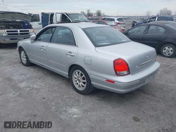 2002 Hyundai XG L z VIN KMHFU45EX2A228865, wystawiony jako IAAI lot #41421493 z przebiegiem 97 138 mil mil oraz . Historia ofert i sprzedaży dostępna na DreamBid. Obrazek 3.