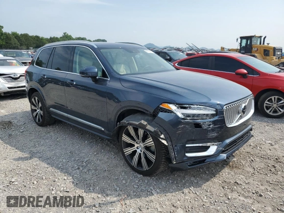 2021 Volvo XC90 Inscription with VIN YV4A22PL0M1746505, listed as a Copart auction lot 60168495 with 62,684 mi miles and Salvage title. Bid and sale history available at DreamBid. Image 4.