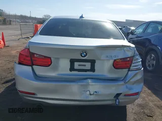 2014 BMW 3 Series 320i with VIN WBA3B1G58ENS81101, listed as a IAAI auction lot 38950717 with 1 mi miles. Bid and sale history available at carsss.com. Image 15.