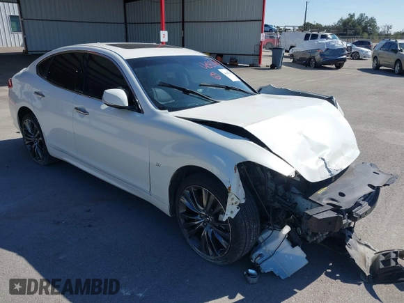 2017 Infiniti Q70 3.7 z VIN JN1BY1AP3HM741611, wystawiony jako IAAI lot #41465116 z przebiegiem 90 375 mil mil oraz . Historia ofert i sprzedaży dostępna na DreamBid. Obrazek 1.