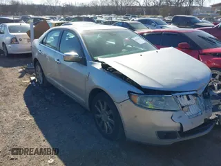 2010 Lincoln MKZ with VIN 3LNHL2GCXAR610443, listed as a IAAI auction lot 41453610 with 231,981 mi miles. Bid and sale history available at carsss.com. Image 1.
