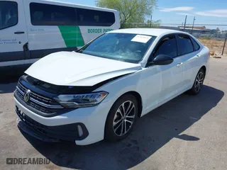 2024 Volkswagen Jetta Sport with VIN 3VWBM7BU0RM060082, listed as a IAAI auction lot 41902013 with 3,031 mi miles. Bid and sale history available at carsss.com. Image 2.