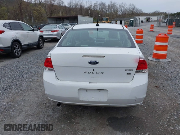 2008 Ford Focus SE with VIN 1FAHP35N08W122604, listed as a IAAI auction lot 41942030 with 89,034 mi miles. Bid and sale history available at carsss.com. Image 16.