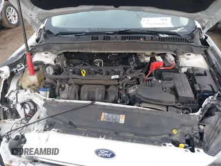 2017 Ford Fusion S with VIN 3FA6P0G71HR260823, listed as a IAAI auction lot 41690056 with 177,525 mi miles. Bid and sale history available at carsss.com. Image 10.