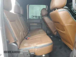 2014 Ford F-350 XLT z VIN 1FT8W3BT4EEA91035, wystawiony jako Copart lot #55410825 z przebiegiem 325 977 mil mil oraz Szkoda całkowita • Salvage title. Historia ofert i sprzedaży dostępna na DreamBid. Obrazek 10.