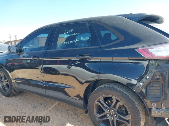 2018 Ford Edge SEL with VIN 2FMPK3J92JBC18234, listed as a IAAI auction lot 41892316 with 116,671 mi miles. Bid and sale history available at carsss.com. Image 14.