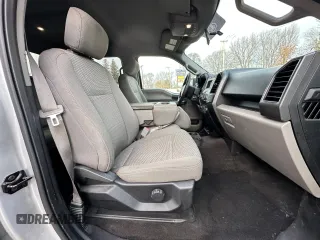 2018 Ford F-150 XL with VIN 1FTEW1EG5JFD16525, listed as a Copart auction lot 52920785 with 202,325 mi miles and Clean Title. Bid and sale history available at carsss.com. Image 5.