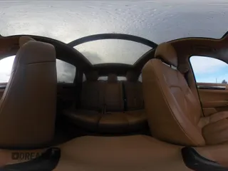 2016 Porsche Cayenne S E-Hybrid z VIN WP1AE2A22GLA17486, wystawiony jako IAAI lot #42229641 z przebiegiem 91 642 mil mil oraz . Historia ofert i sprzedaży dostępna na DreamBid. Obrazek 24.