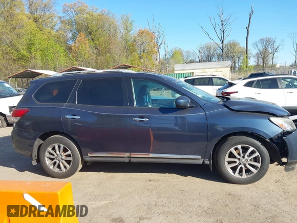 2016 Nissan Pathfinder Platinum with VIN 5N1AR2MM0GC621875, listed as a IAAI auction lot 42049577 with 70,759 mi miles and . Bid and sale history available at DreamBid. Image 13.